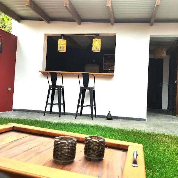 Tiny house Les Cactus - Bungalow St Gilles les hauts, hotell sihtkohas Saint-Paul