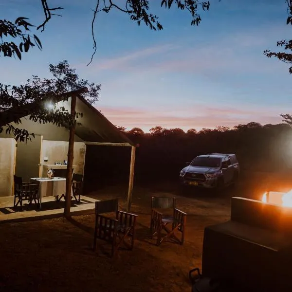 Mountain Peak Game Lodge and Camping, hotel in Outjo