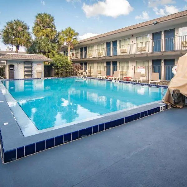 Motel 6-Kissimmee, FL - Orlando, hotel in Orlando