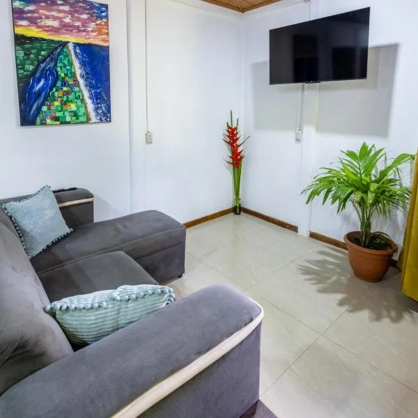 Casa kattleya, hotel v destinaci Tortuguero