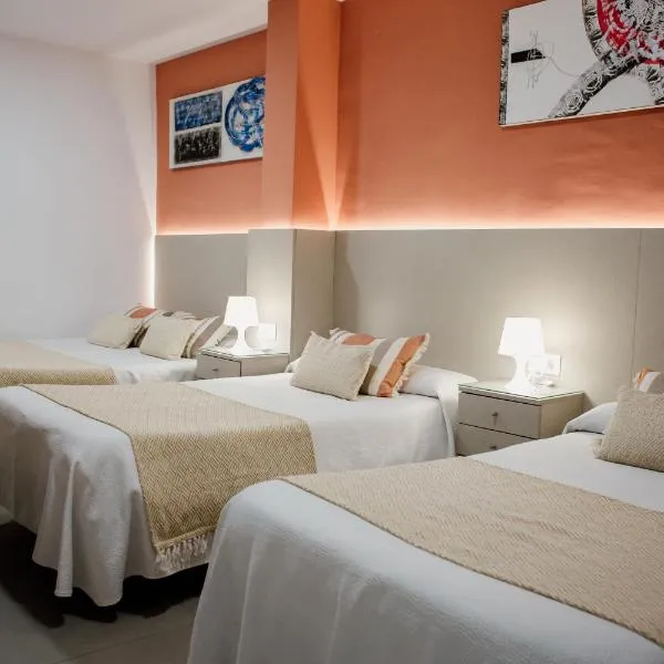 Apartamentos Turisticos Mastil 16, hótel í Malaga