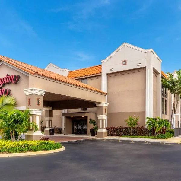 Hampton Inn Commercial Boulevard-Fort Lauderdale、タマラックのホテル