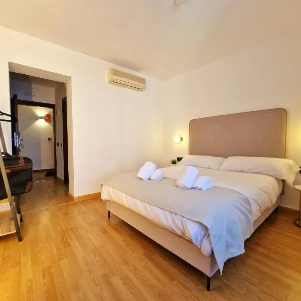 HOSTAL HS CEHEGIN, готель у місті Сеехін