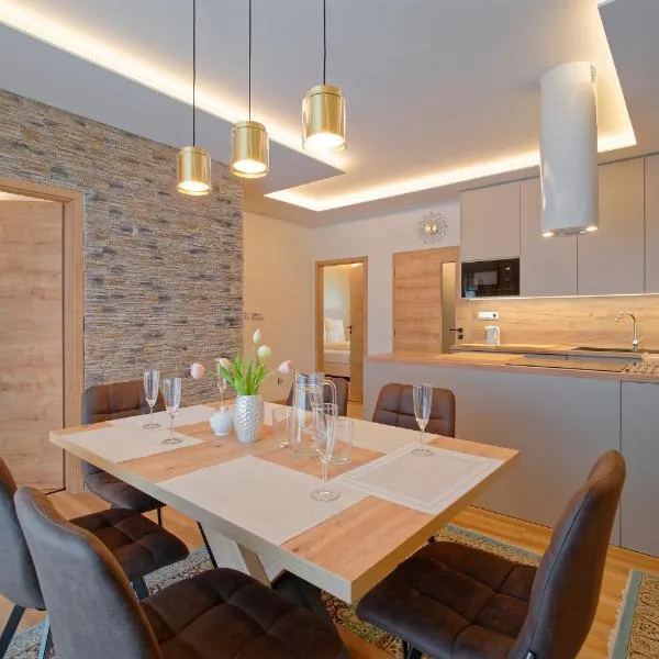 Villa Holiday Hevlín, hotel in Hevlín