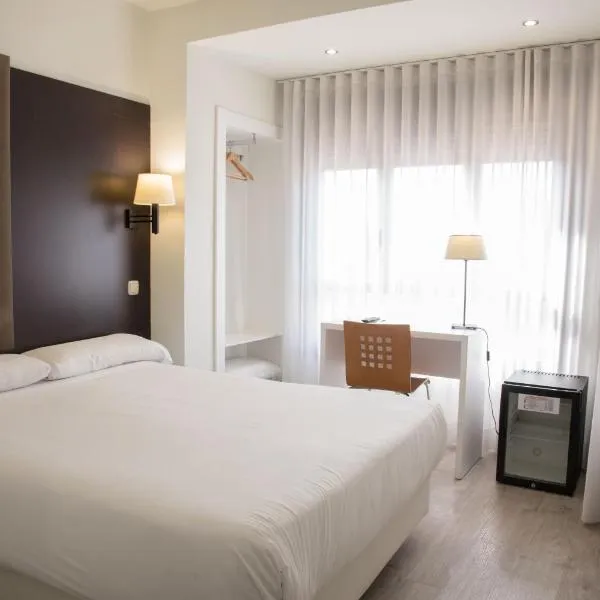 Hotel Delta, hotel in Tudela