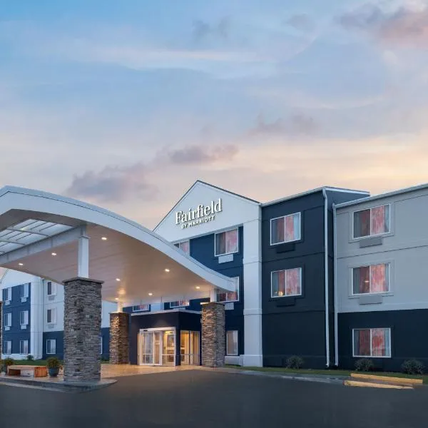 Fairfield Inn & Suites Kansas City Airport, hotel em Kansas City