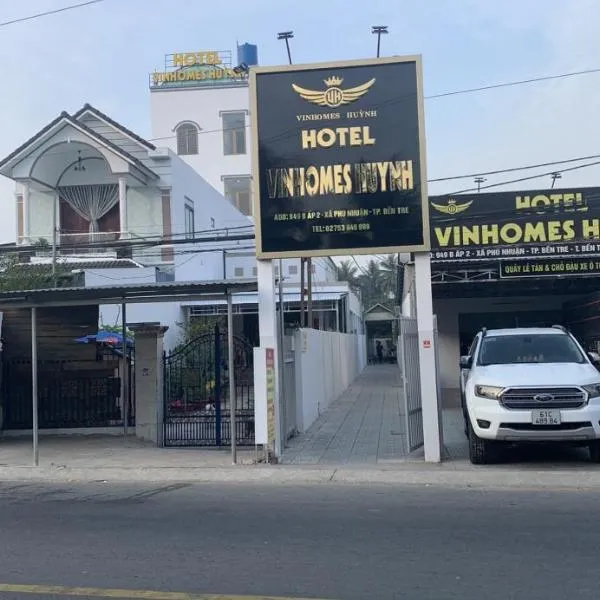 Khách Sạn Vinhomes Huỳnh Hotel, hotel v destinaci Ben Tre