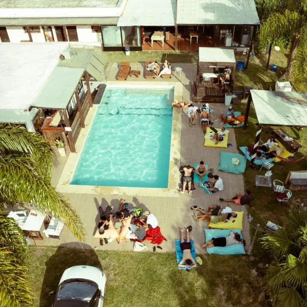 La Quinta Hostel & Suites, hotel in Punta del Este