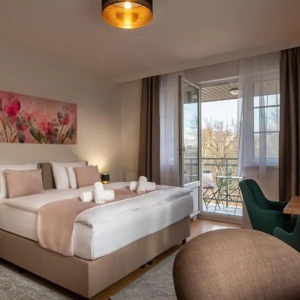 Holdvirág Hotel, hotel a Sárvár