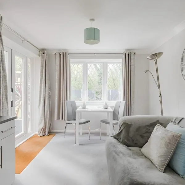 Ross House, hotel in Great Notley