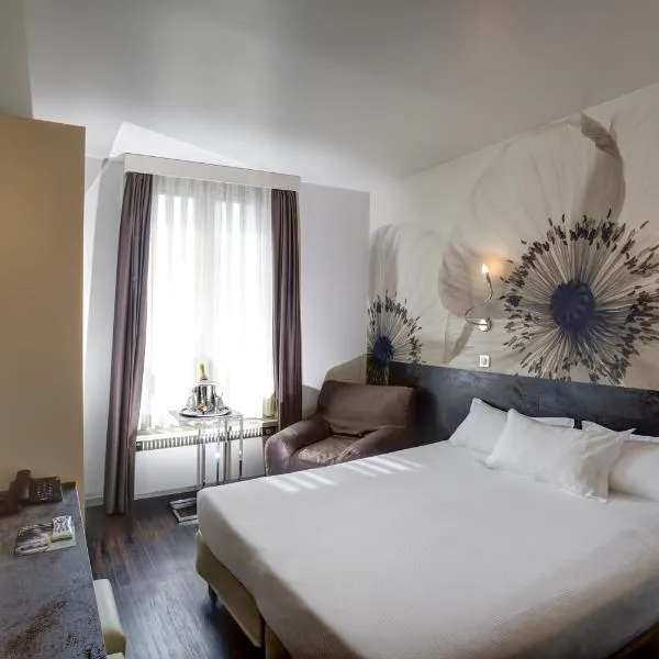 Hotel Vivaldi, hotel v destinaci Puteaux