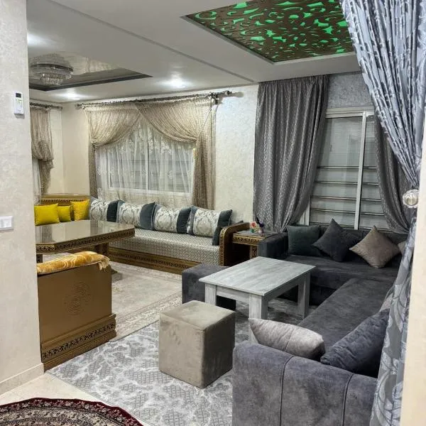 appart luxe CORALIA 34 IL 7, hôtel à Oujda