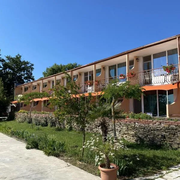 Hotel Surf Primorsko, hotel in Primorsko