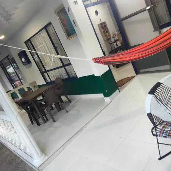 Casa en Alquiler Tipo Campestre en Conjunto Residencial - FLANDES TOLIMA, ξενοδοχείο σε Flandes