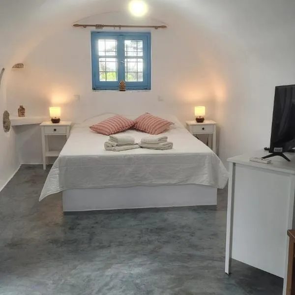 Fournos Aroniadika, khách sạn ở Kýthira
