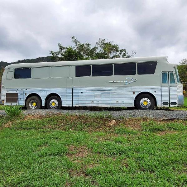 Le Big Bus, Nessadiou