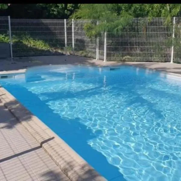 Freda โรงแรมในMarigot