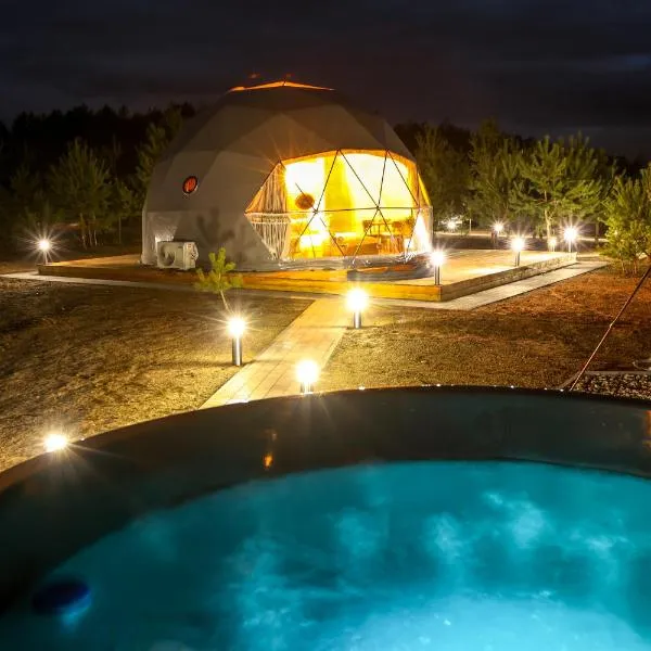 Glamping Idyllaglamp Loft, hotel v destinaci Dzbądzek