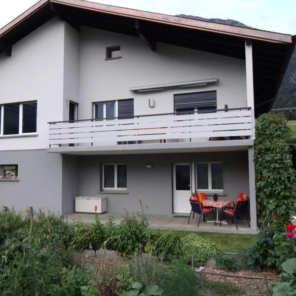 Wohnung Bergruh, hotel v destinaci Termen