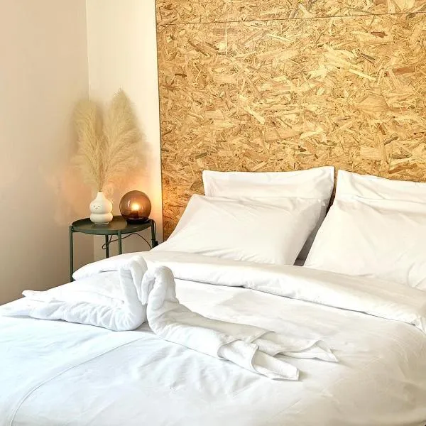 Willow Pillow, ξενοδοχείο σε Chumphon