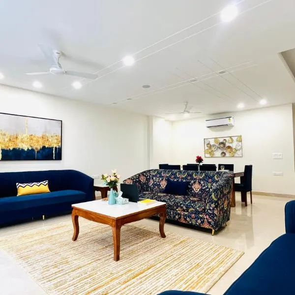 Olive Service Apartments Saket, hotel in New Delhi