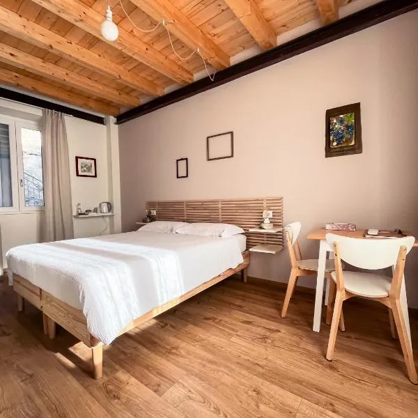 RIAREL- Foresteria Lombarda, hotel v destinaci Rodero