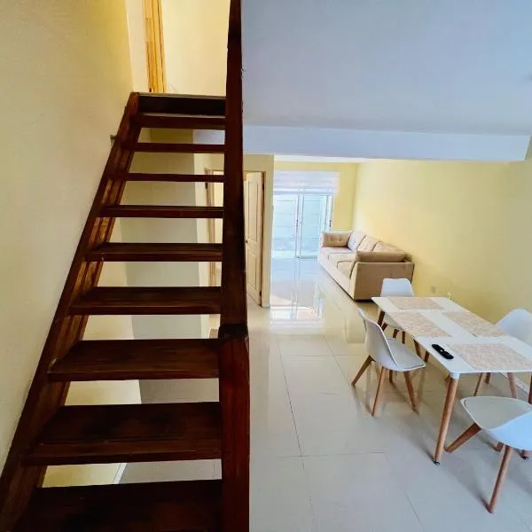 Casa con buena conectividad en Talca, hotel en Talca