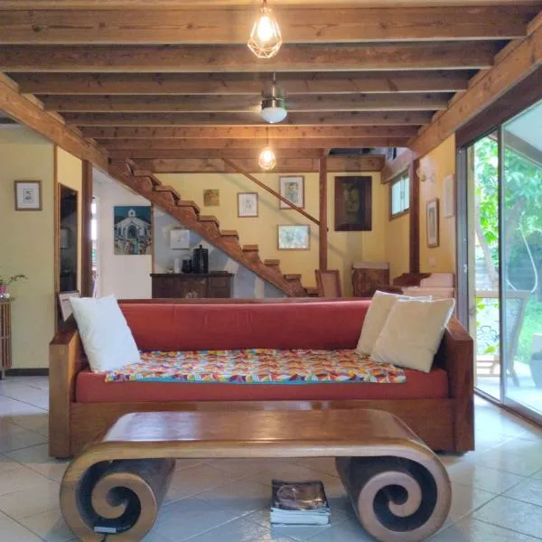 Tema'e Beach House, hotel v destinaci Temae