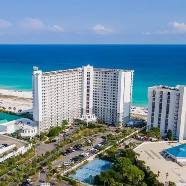 Pelican Beach Resort by Colasan, hotel em Destin
