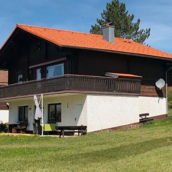 Feriendorf am Hohen Bogen - Haus 66, hotel in Arrach