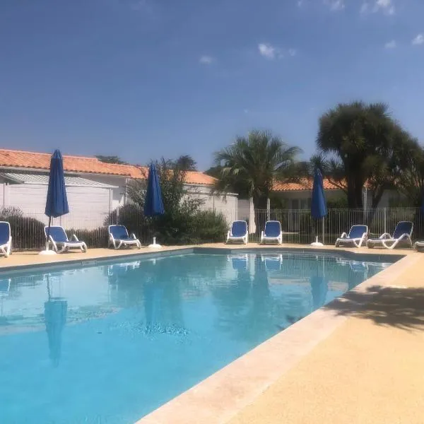 Le Petit Bois，聖瑪麗德雷的飯店