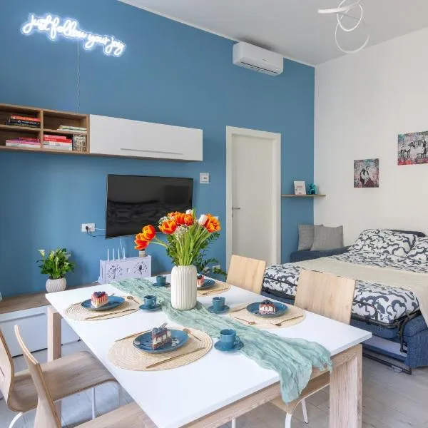 OurJoy Condo, free parking, AC, strong WiFi - M Gioia47, Central Station, Porta Nuova, Milan, Black Friday Offer!, hotel in Milan