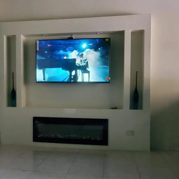 City View Luxury Suite, hotel en Montego Bay
