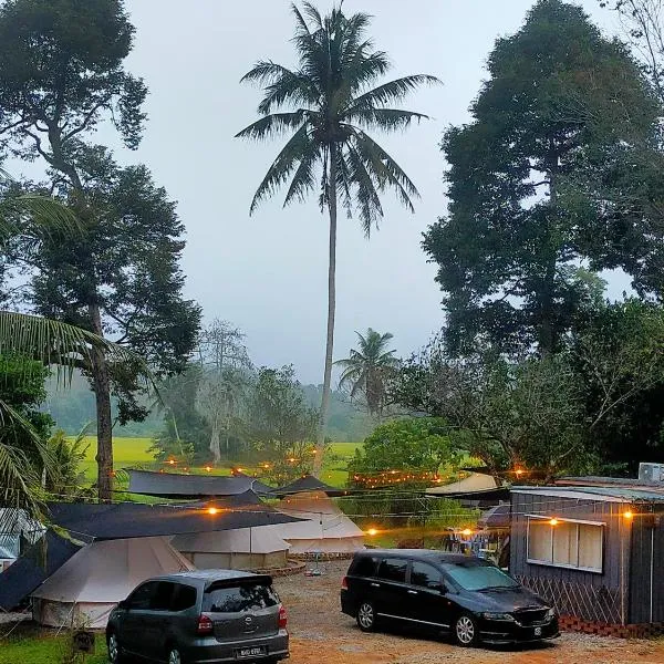 Tanah Merah Glamping Village (TMGV), hotel in Kuala Kangsar