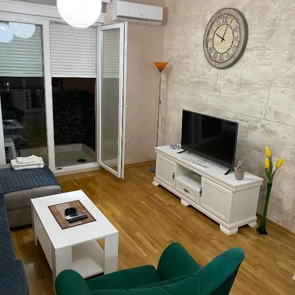 Impressive Apartment, hotel v destinaci Nikšič