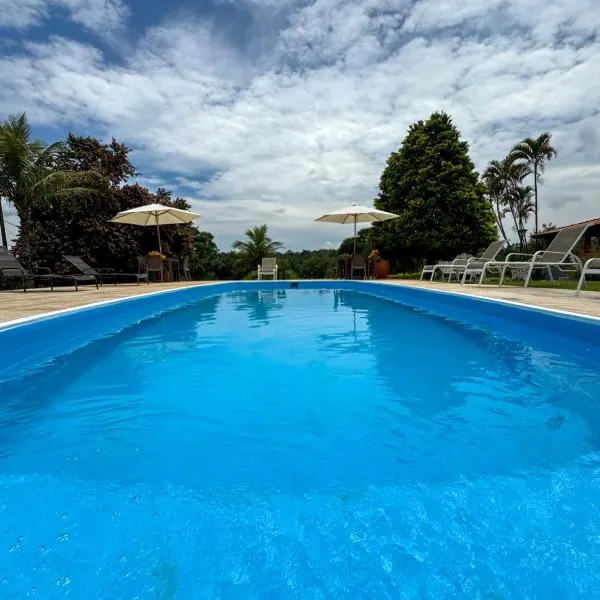 Pousada Espaço do Sol, hôtel à Araçariguama