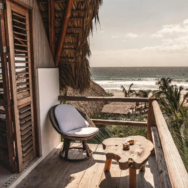 Casa Chula Hotel Boutique Frente al Mar, hotel in Tierra Blanca