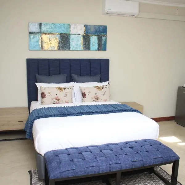 The Oak Tree House, hotel din Gaborone