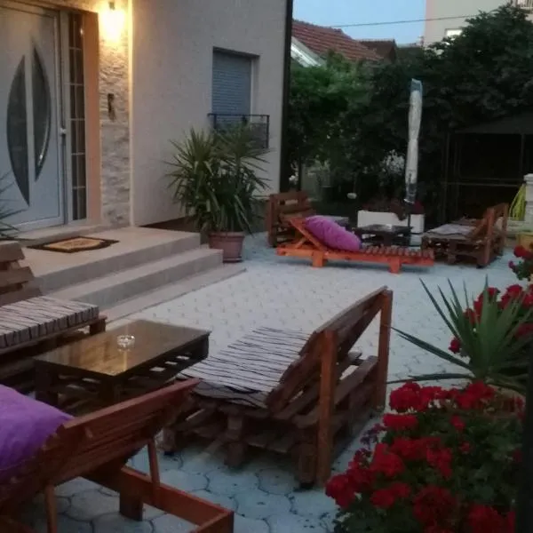 Sreckovic Apartmani 2, hotel in Kragujevac