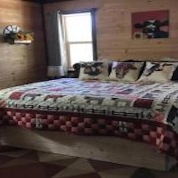 Farm House Cabin, Patio, TV Room, Games, BBQ, Campfire、Verdureのホテル