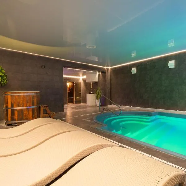 Penzión Aqua Maria, Hotel in Veľaty