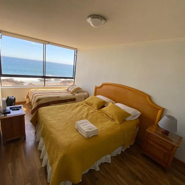 Deptos en Iquique, Chile, frente a Playa Brava, ξενοδοχείο στο Ικίκε
