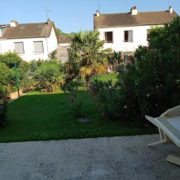 Location maison pour évènement le mans, hotel in Le Mans