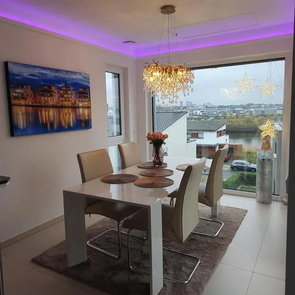 Phönixsee - Studio mit Küche, Bad und Dachterrasse, Hotel in Dortmund