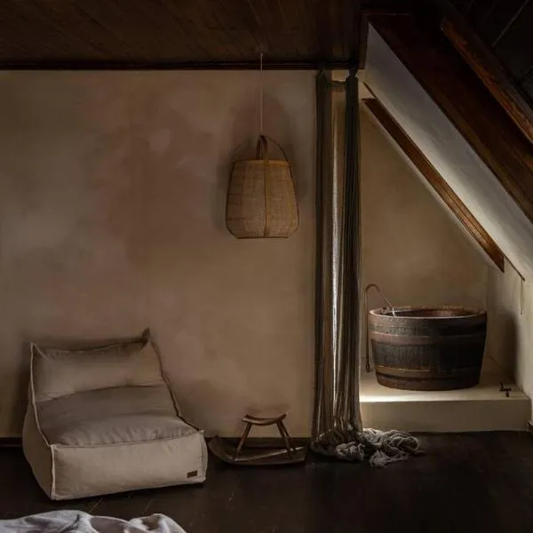 SABI Award Winning Designer Cabin, hotel en Binalong Bay