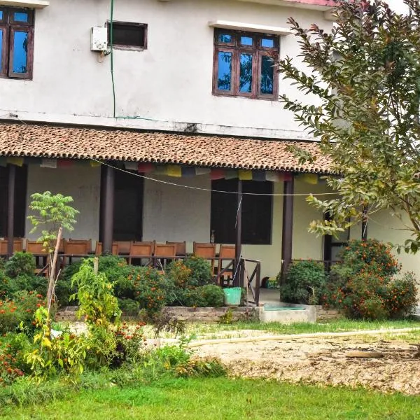 Bardiya Eco Safary Homestay, hotel in Bhurkīā