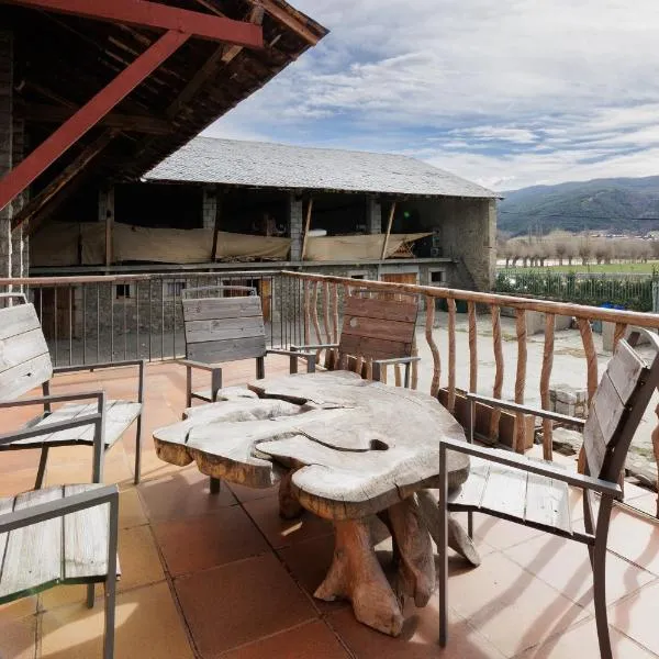 Masia d'en cot, Hotel in Puigcerdà