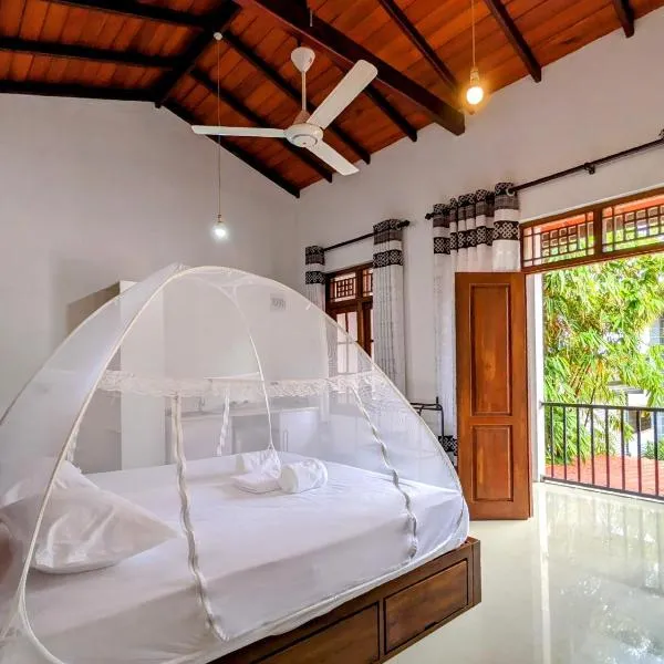 Lavish Lodge, Tangalle, Sri Lanka, hôtel à Tangalle