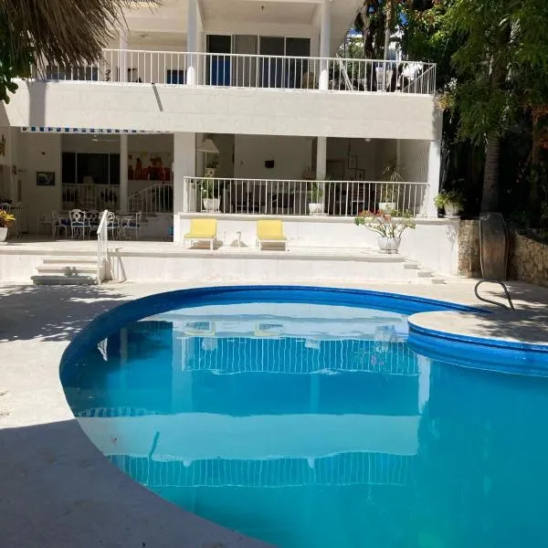 Villa Covadonga, hotel in Acapulco
