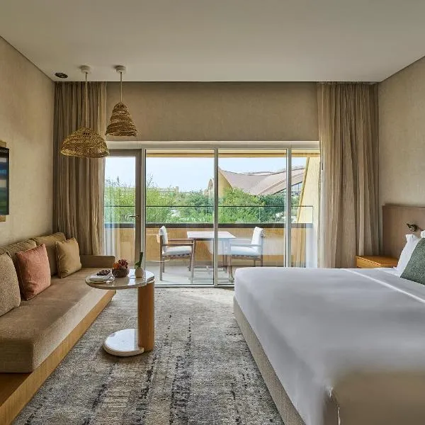 ERTH Abu Dhabi Hotel, hotel en Abu Dabi